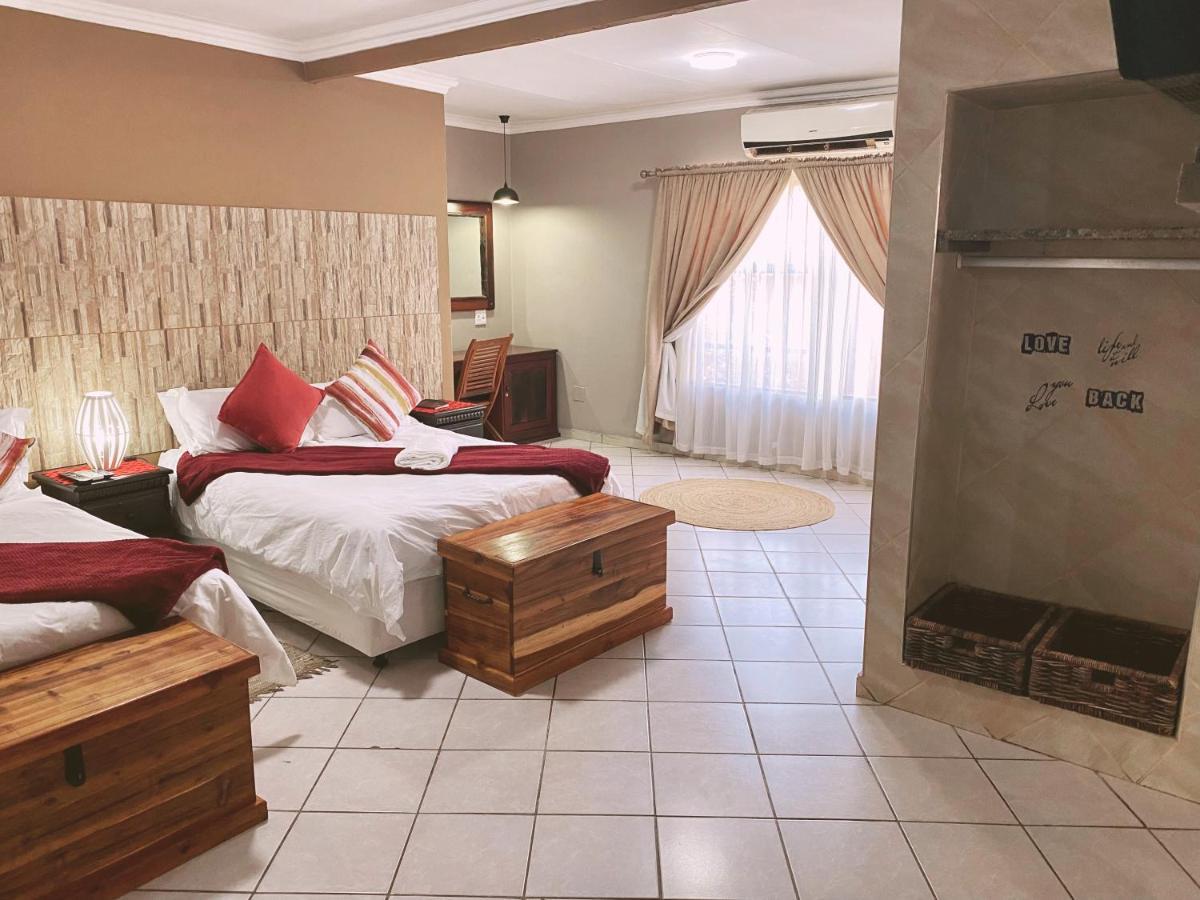 The Wilds Lodge Kuruman Extérieur photo